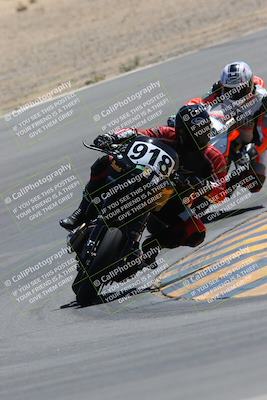 media/Apr-09-2023-SoCal Trackdays (Sun) [[333f347954]]/Turn 10 (115pm)/